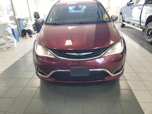 2018 Chrysler Pacifica Hybrid Limited