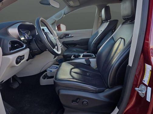 2018 Chrysler Pacifica Hybrid Limited