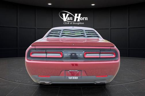 Octane Red Pearlcoat 2019 Dodge Challenger SXT