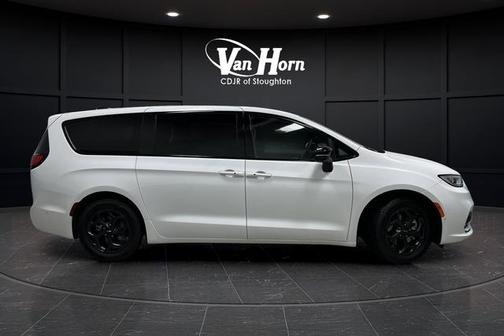 2023 Chrysler Pacifica Hybrid Limited