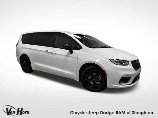 2023 Chrysler Pacifica Hybrid Limited