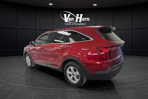 2022 Kia Sorento LX