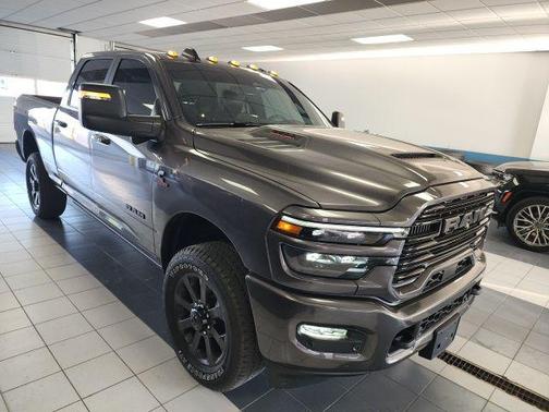 2025 RAM 2500 Laramie Crew Cab 4x4 6'4' Box