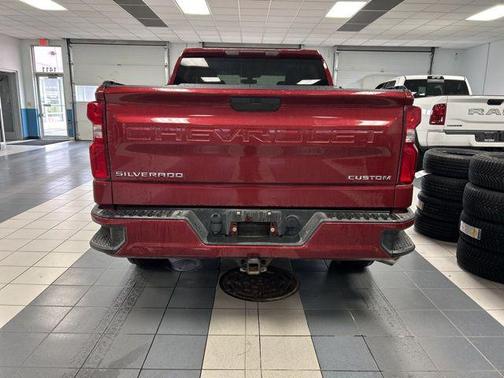 2019 Chevrolet Silverado 1500 Custom