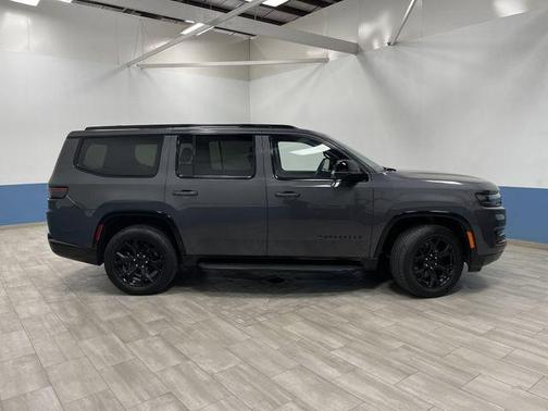 2024 Jeep Wagoneer Series II Carbide