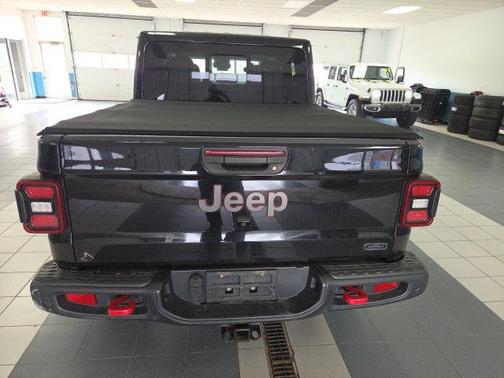 Black Clearcoat 2020 Jeep Gladiator Rubicon