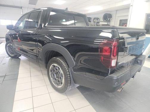 2024 Honda Ridgeline Black