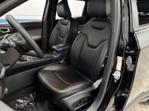 2024 Jeep Compass Latitude Lux