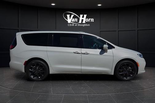 2021 Chrysler Pacifica Limited