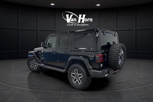 2024 Jeep Wrangler 4-Door Sahara 4x4