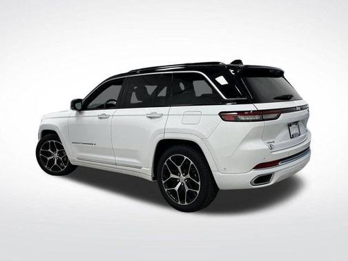 2024 Jeep Grand Cherokee Summit