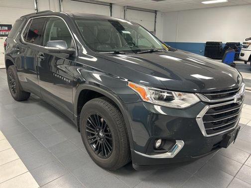 2021 Chevrolet Traverse LT Leather