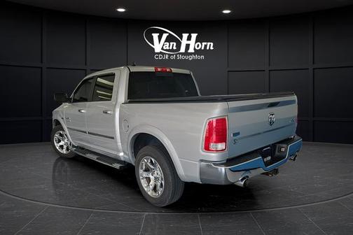 Bright Silver Metallic Clearcoat 2017 RAM 1500 Laramie
