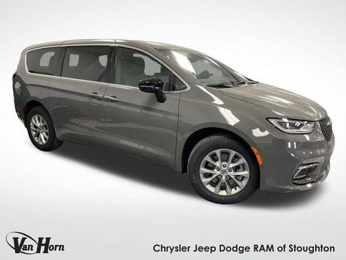 2025 Chrysler Pacifica L
