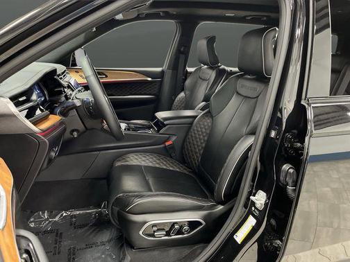 2025 Jeep Grand Cherokee L Summit Reserve