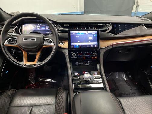 2025 Jeep Grand Cherokee L Summit Reserve