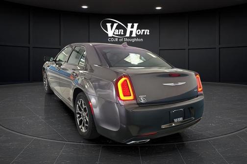 Granite Crystal Metallic Clearcoat 2017 Chrysler 300 S