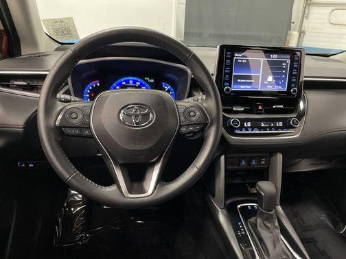 2022 Toyota Corolla Cross XLE