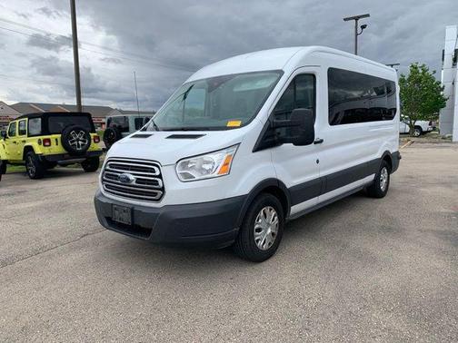 Oxford White 2017 Ford Transit-350 XLT