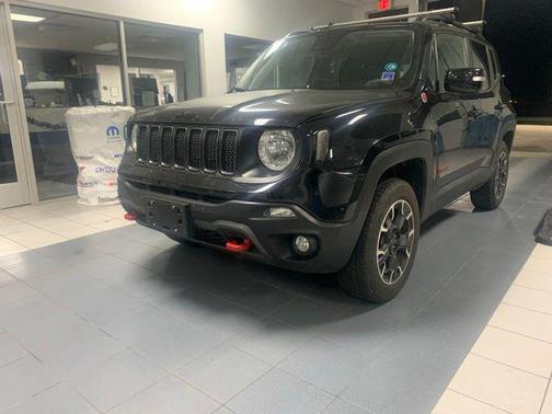 2023 Jeep Renegade Trailhawk