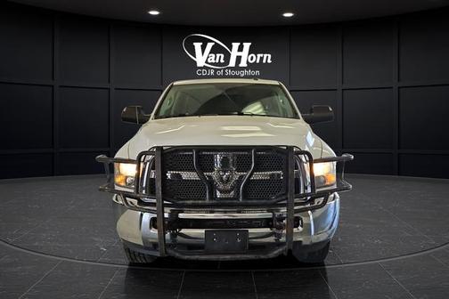 Bright White Clearcoat 2018 RAM 2500 Tradesman Crew Cab 4x4 8' Box