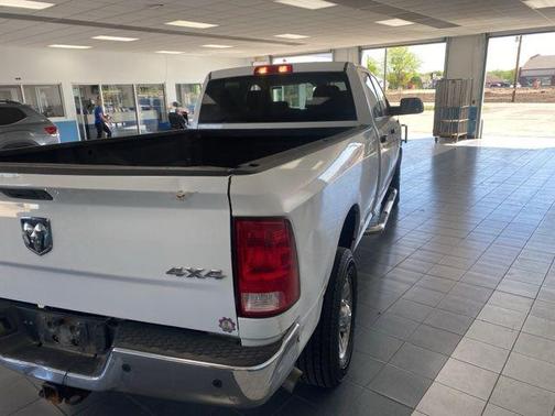 Bright White Clearcoat 2018 RAM 2500 Tradesman Crew Cab 4x4 8' Box