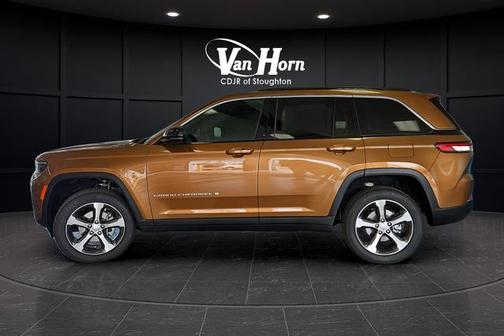 Copper Shino Metallic Clearcoat 2026 Jeep Grand Cherokee Limited