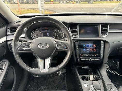 2021 INFINITI QX50 LUXE AWD