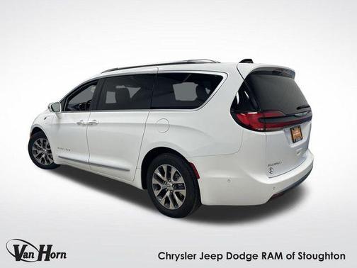 2024 Chrysler Pacifica L