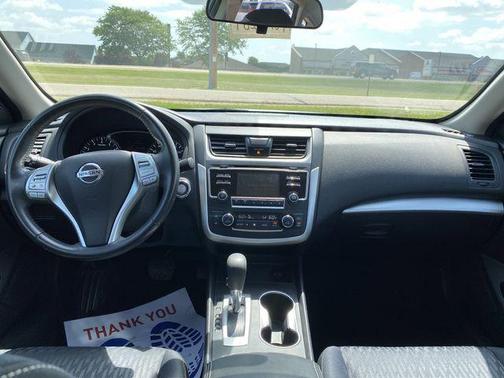 2017 Nissan Altima 2.5 SV