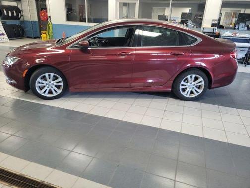 Velvet Red Pearlcoat 2015 Chrysler 200 Limited
