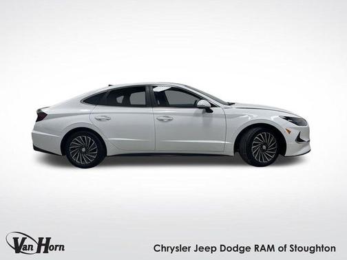 2023 Hyundai SONATA Hybrid Limited