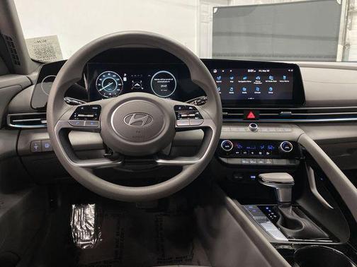 2024 Hyundai ELANTRA HEV Blue
