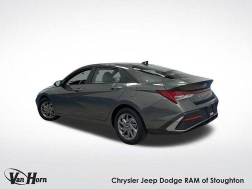 2024 Hyundai ELANTRA HEV Blue