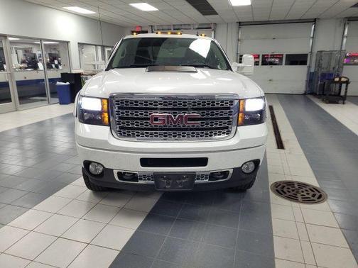 2012 GMC Sierra 3500 Denali