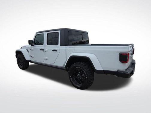2025 Jeep Gladiator Willys