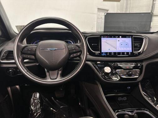 2021 Chrysler Pacifica Hybrid Limited