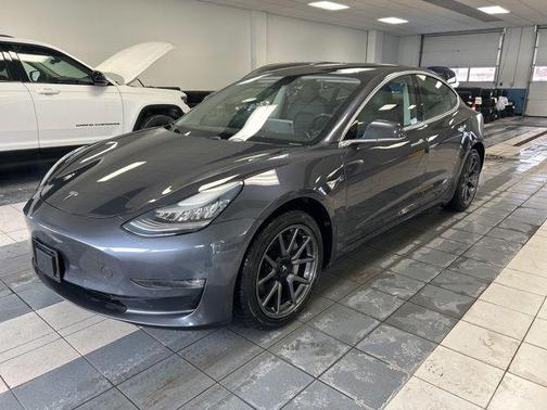2019 Tesla Model 3 Long Range