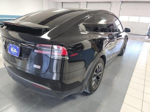 2023 Tesla Model X Plaid Tri Motor All-Wheel Drive