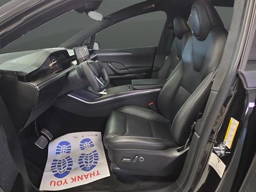 2023 Tesla Model X Plaid Tri Motor All-Wheel Drive