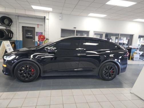 2023 Tesla Model X Plaid Tri Motor All-Wheel Drive