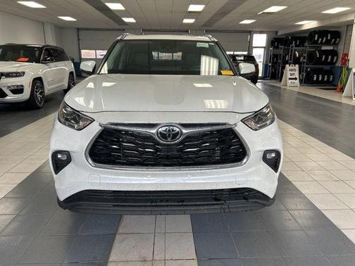 2023 Toyota Highlander L