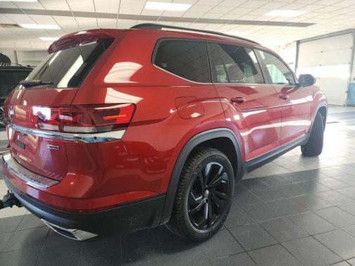 2022 Volkswagen Atlas 3.6L SE w/Technology
