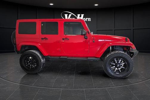 2016 Jeep Wrangler Unlimited Sahara
