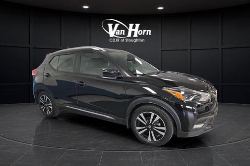 2019 Nissan Kicks SR