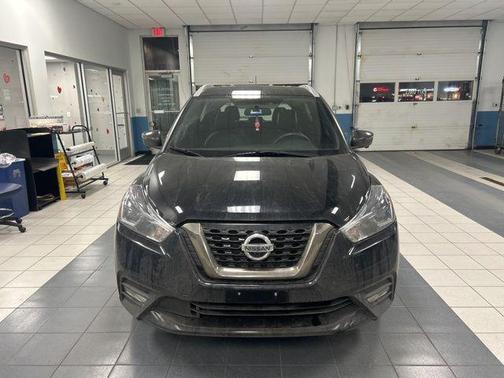 2019 Nissan Kicks SR