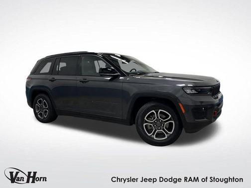 2022 Jeep Grand Cherokee Trailhawk