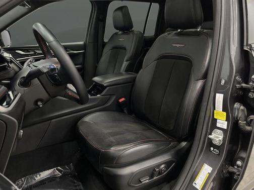 2022 Jeep Grand Cherokee Trailhawk