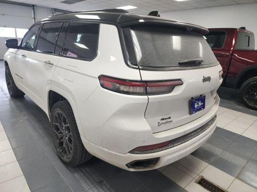 2023 Jeep Grand Cherokee L Summit Reserve