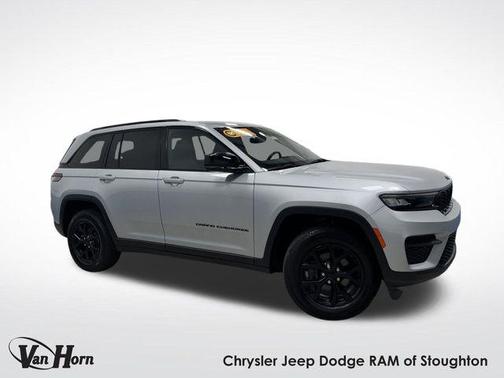 2024 Jeep Grand Cherokee Altitude